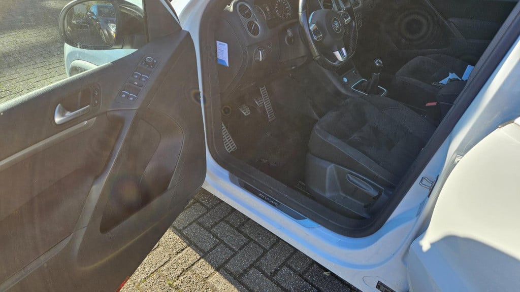 Volkswagen Tiguan 1.4 tsi r-line edition