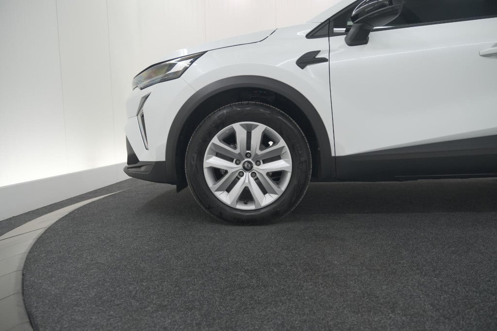 Renault Captur mild hybrid 160 evolution | camera | apple carplay | stoelve