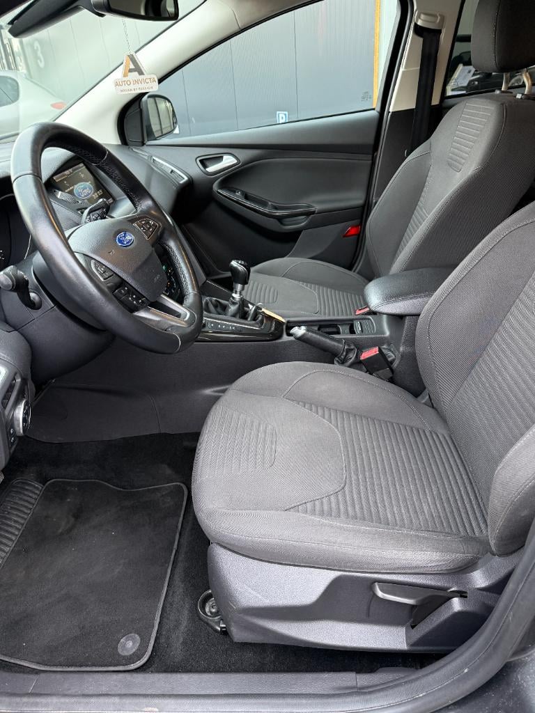 Ford Focus 1.0 - titanium edition
