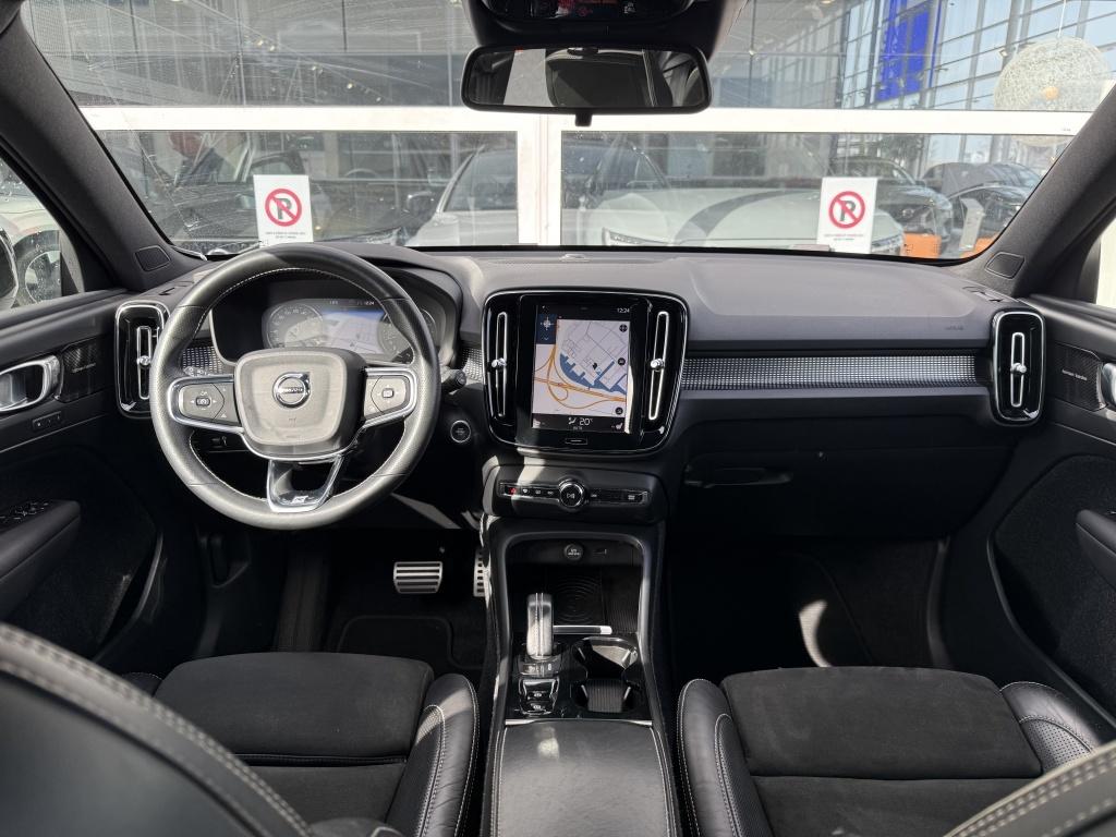 Volvo XC40 t4 190pk aut8 r-design| camera| trekhaak| elek.stoel| stoel.verw