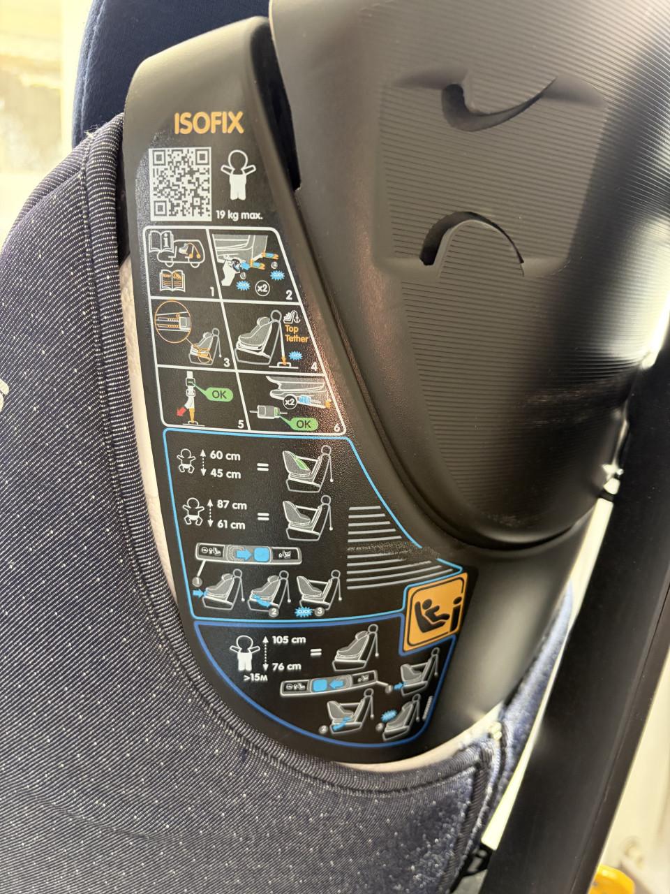 Maxicosi Axissfix Plus draaibare stoel