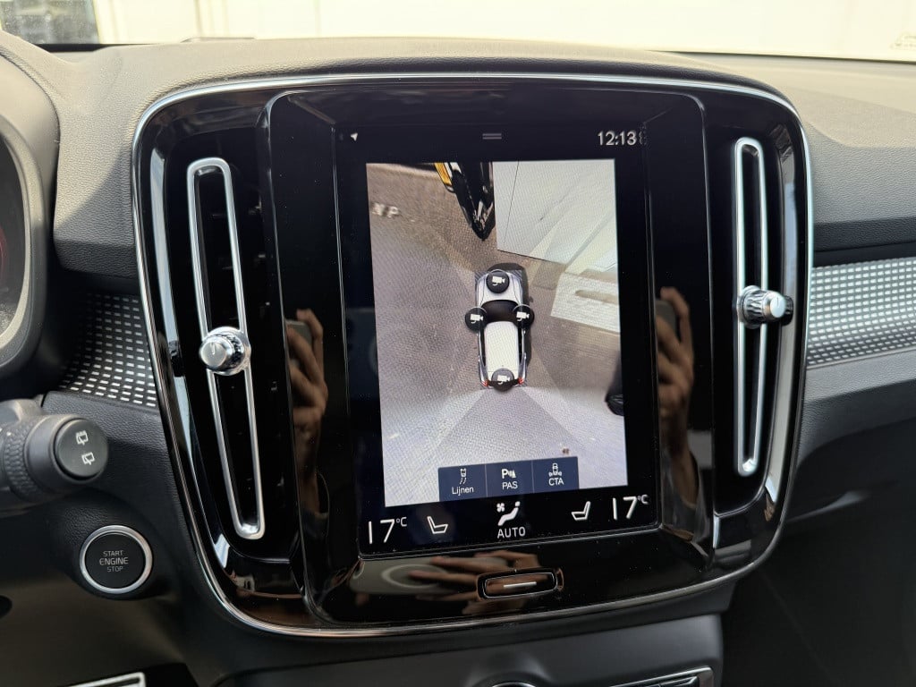 Volvo XC40 t5 262pk recharge r-design | panodak| adap.cruise| 360camera| el