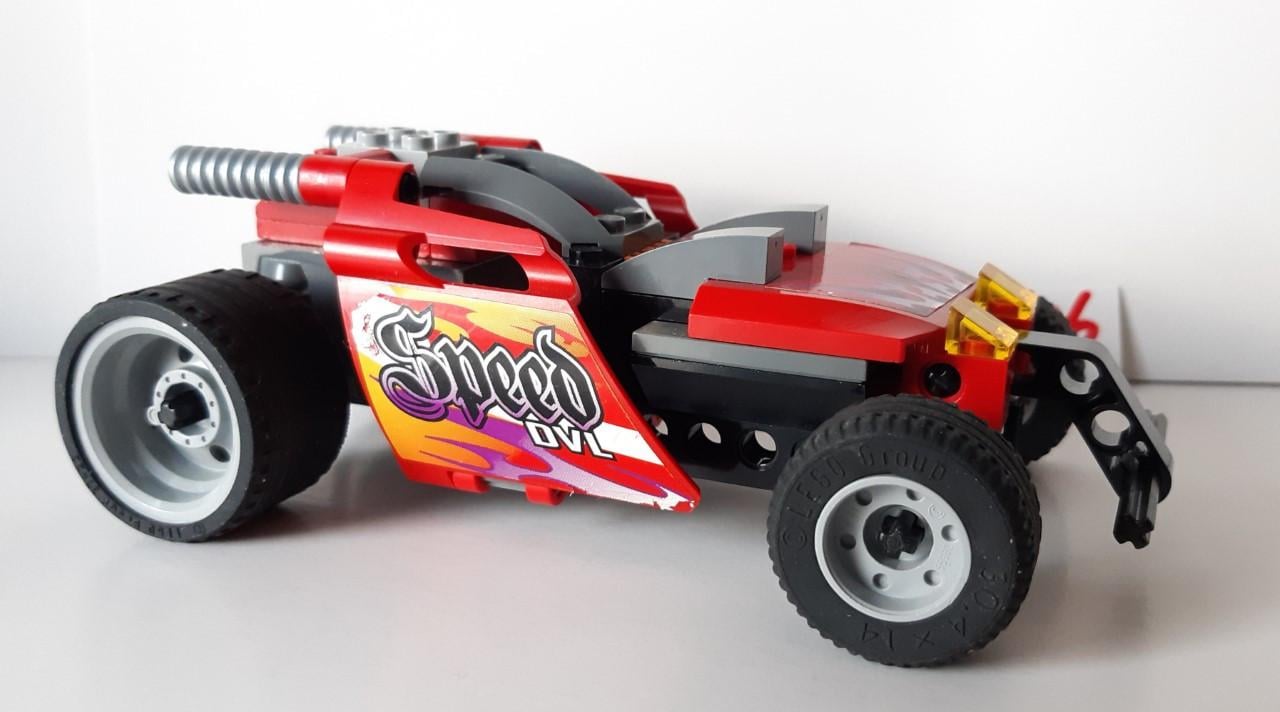 Lego Racers 8136: Fire Crusher met pullback motor