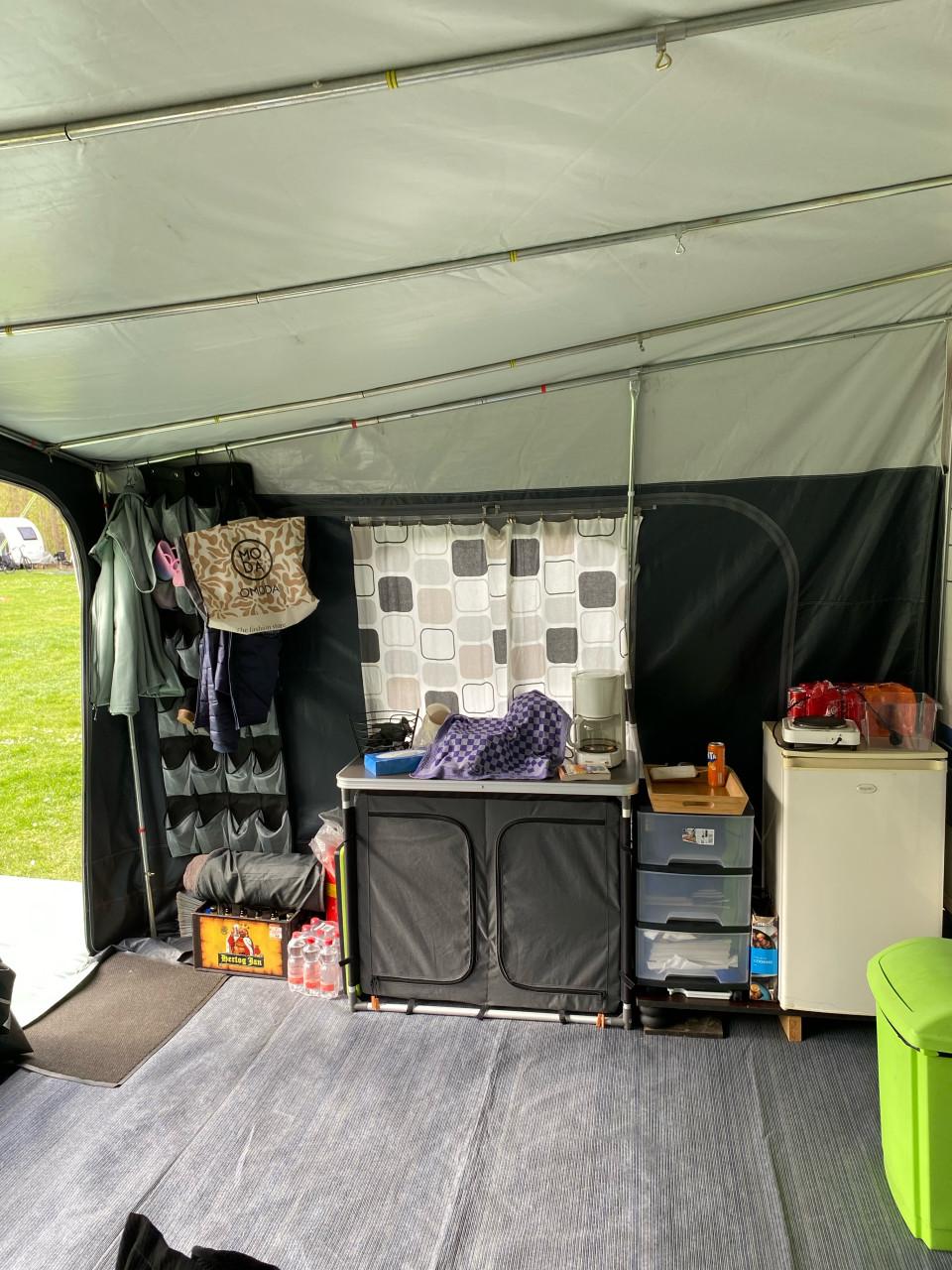 Grote voortent Hypercamp costa brava 300