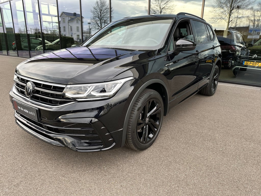 Volkswagen Tiguan Allspace 1.5 tsi 150pk dsg r-line | black line | trekhaak