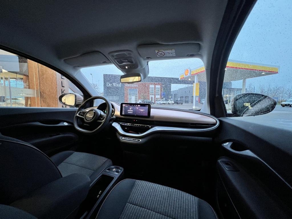 Fiat 500 icon 42 kwh | apple/ android carplay | camera | nav | cruise contr