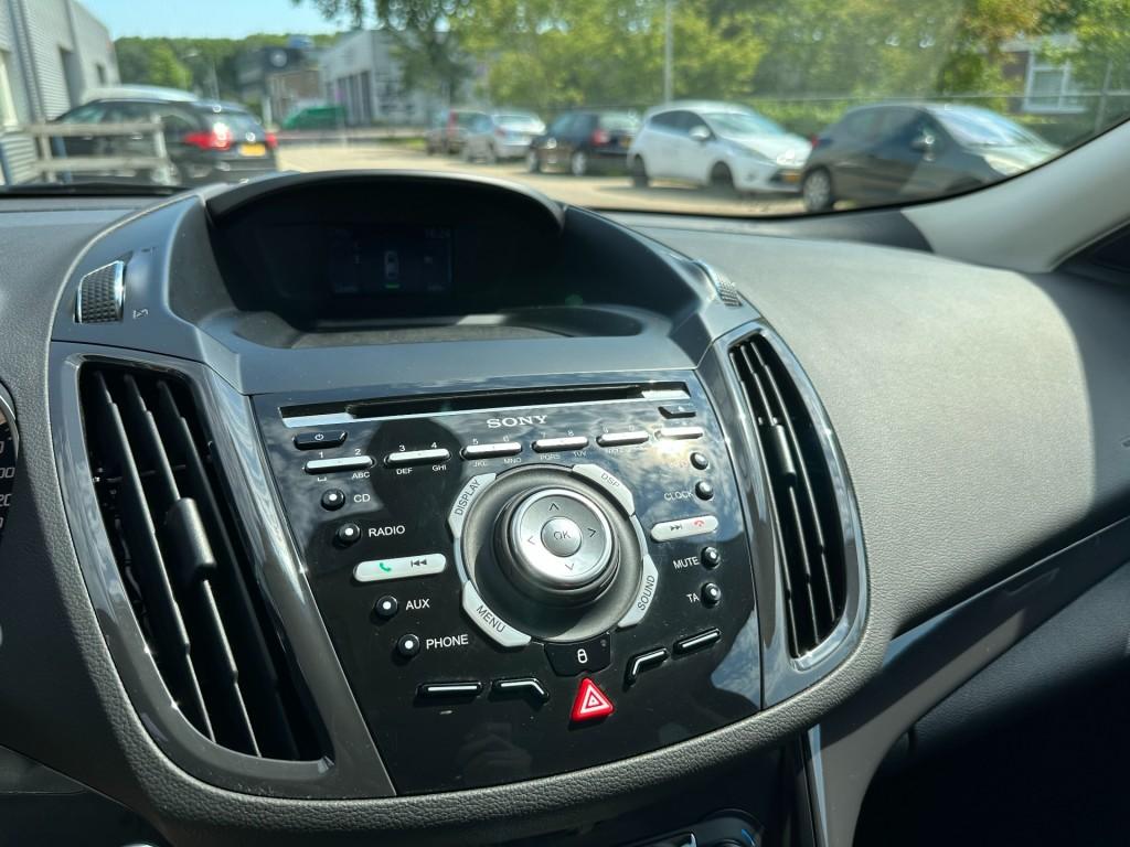 Ford Kuga 1.6 titanium trekhaak pdc stoelverwarming