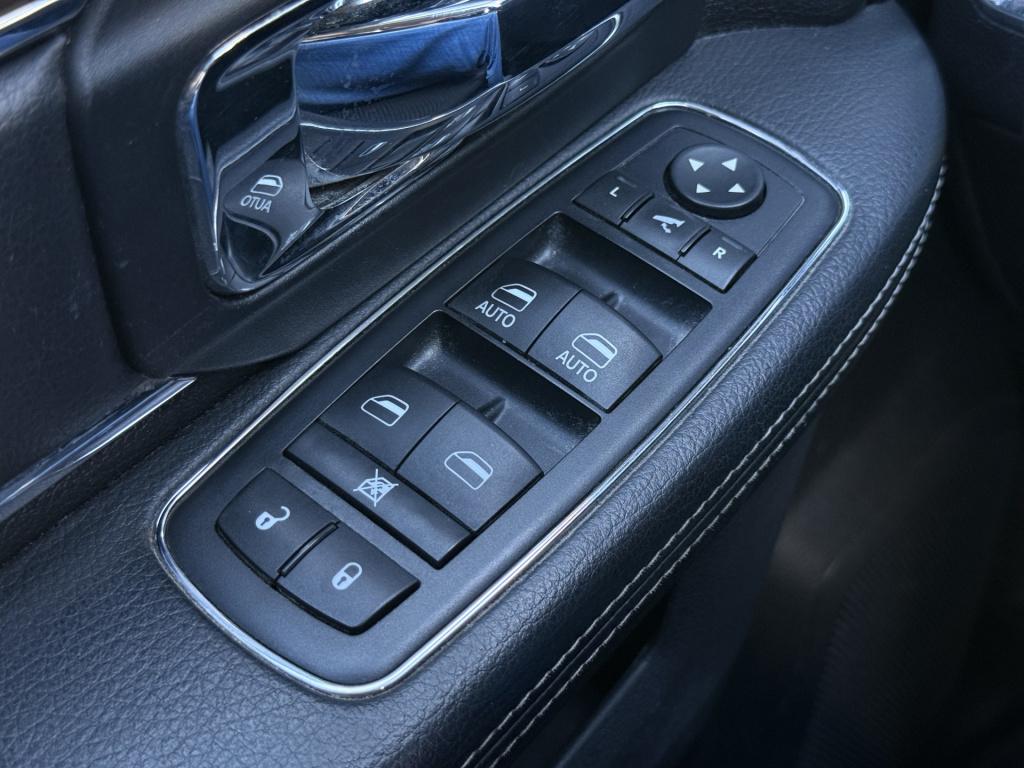 Dodge Ram 1500 5.7 v8 4x4 quad cab 6'4 laramie | lage bijtelling | dakraam 