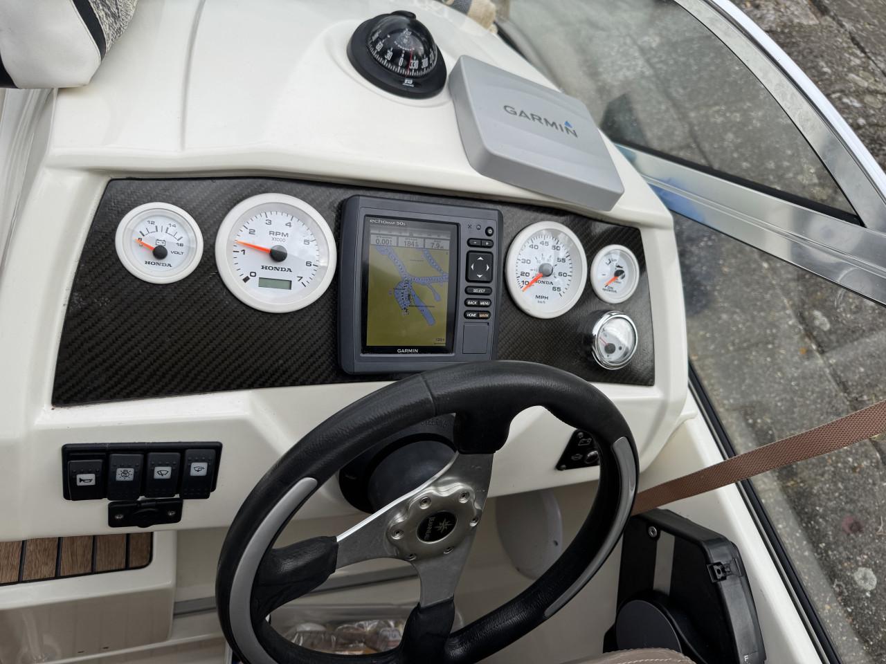 Jeanneau cap camarat 5.5 DC