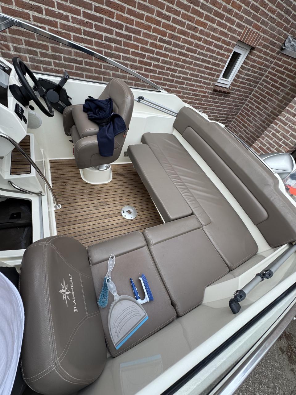Jeanneau Cap Camarat 5.5 DC - 90pk vtec - NIEUWE kap-250 uur