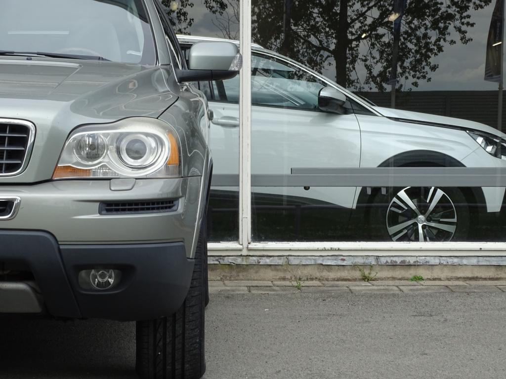 Volvo XC90 4.4 v8 executive edition 7-persoons | pano | stoeverwarming | me