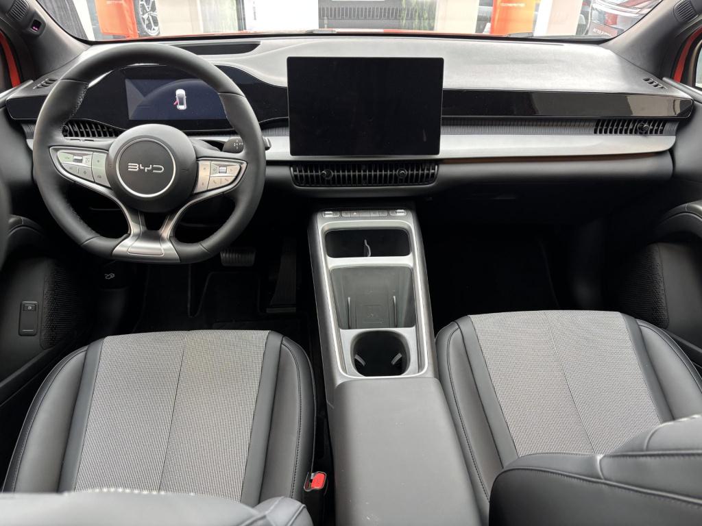 Byd Dolphin g 1.5l dm-i comfort