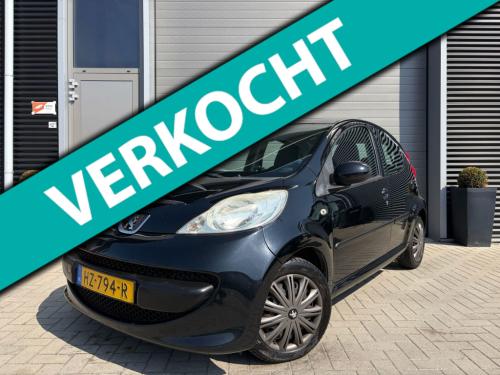 Peugeot 107 1.0-12v xr/airco/5 deurs/metallic/leuke auto/