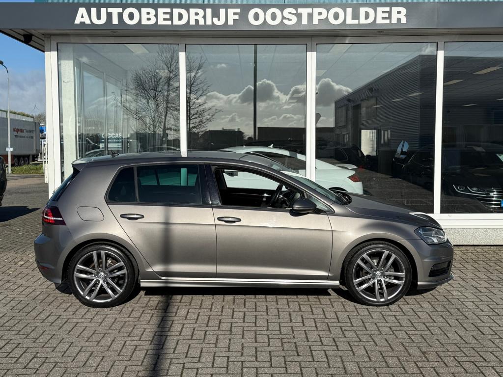 Volkswagen Golf 1.2 tsi business edition r connected dsg