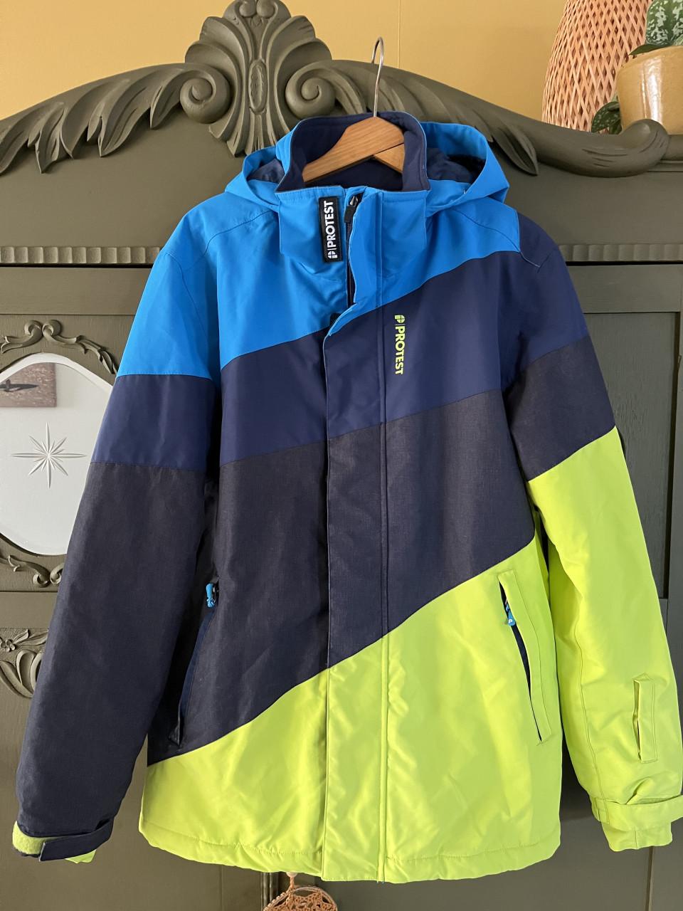 Diverse nette gebruikte skikleding