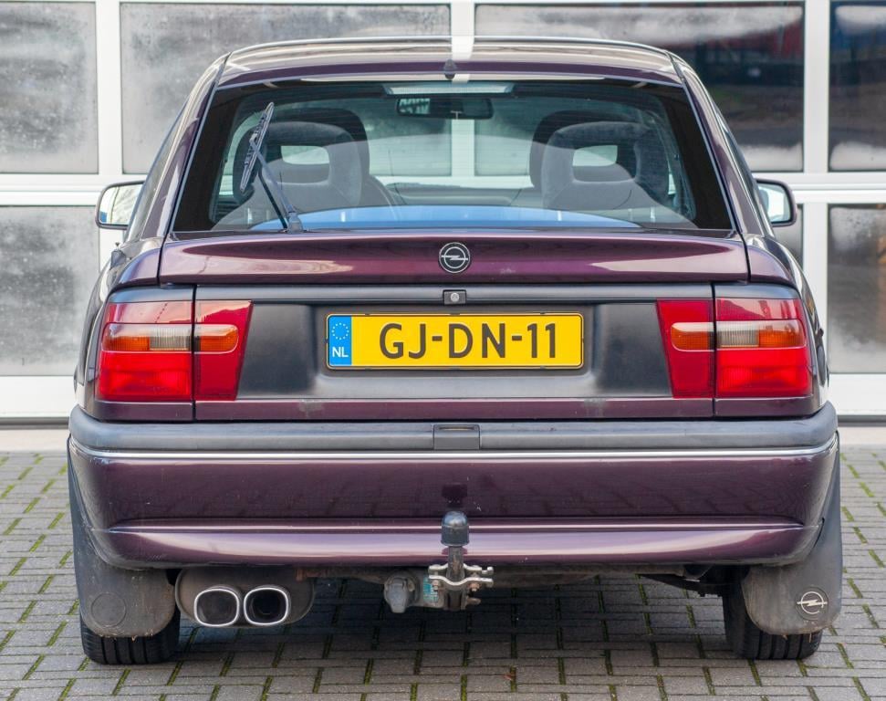 Opel Vectra 2.5 v6 cd