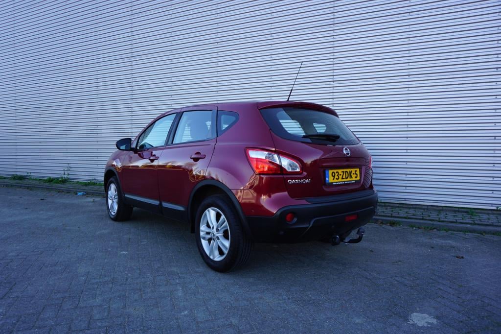 Nissan Qashqai 2.0 acenta airco / cruise / elektr. ramen / parkeers. / trek