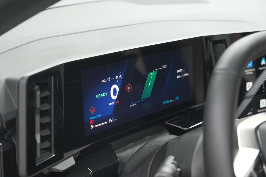 Renault Austral 1.2 e-tech full hybrid 200 techno esprit alpine | 1500 kg t