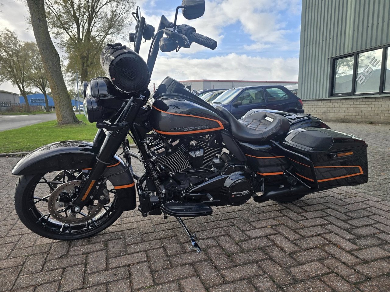 Harley-Davidson Road King Special 114ci Apex Edition