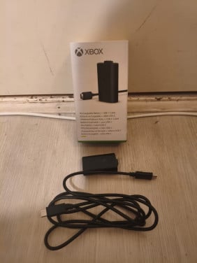 Xbox Play & Charge Kit V3