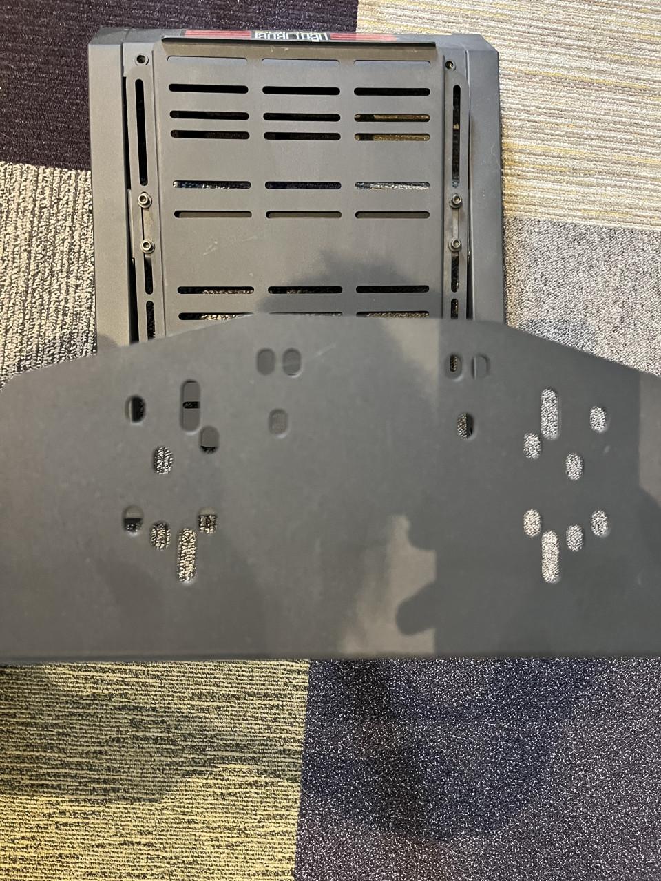 Next level racing wheelstand lite + Hori Apex stuur