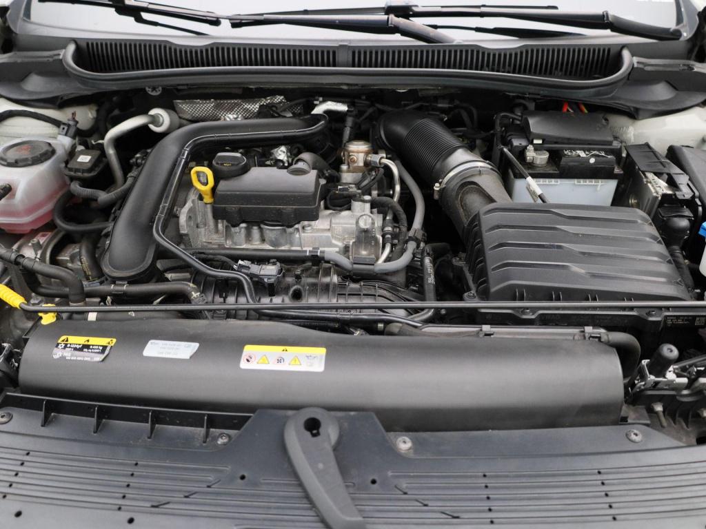 Volkswagen Taigo 1.0 tsi life edition | automaat | parkeer sensoren | virtu