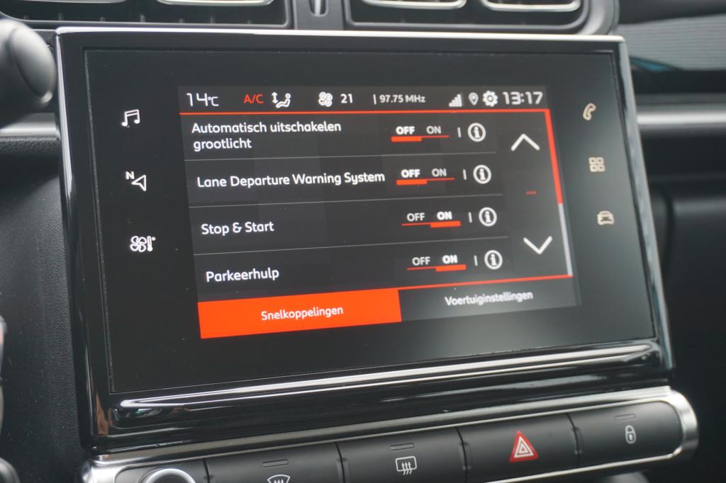 Citroen C3 1.2 puretech saint james climate / cruise / stoelverw. / parkeer