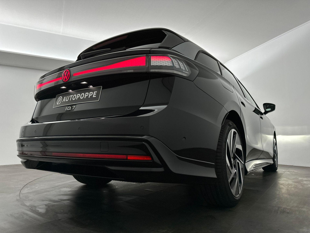 Volkswagen Id.7 tourer pro business 77 kwh accu. 210 kw / 286 pk variant