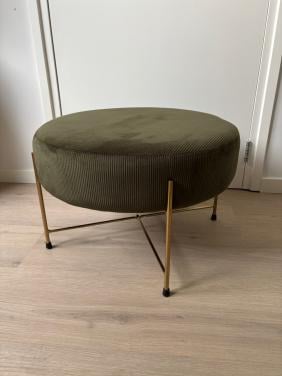 Groene poef met gouden poten