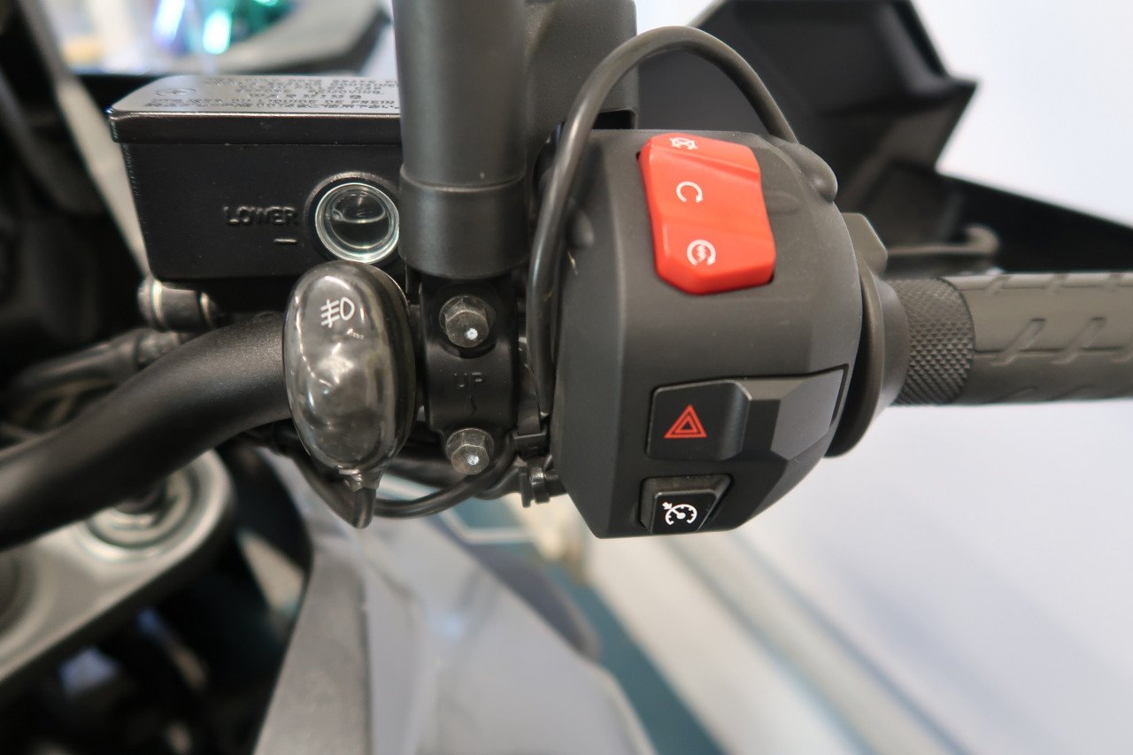 Suzuki DL1050XT 2021 full option!