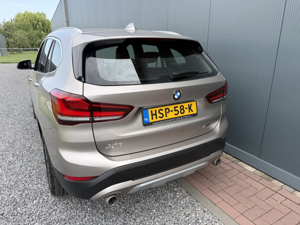 BMW X1 x-drive20i automaat high executive