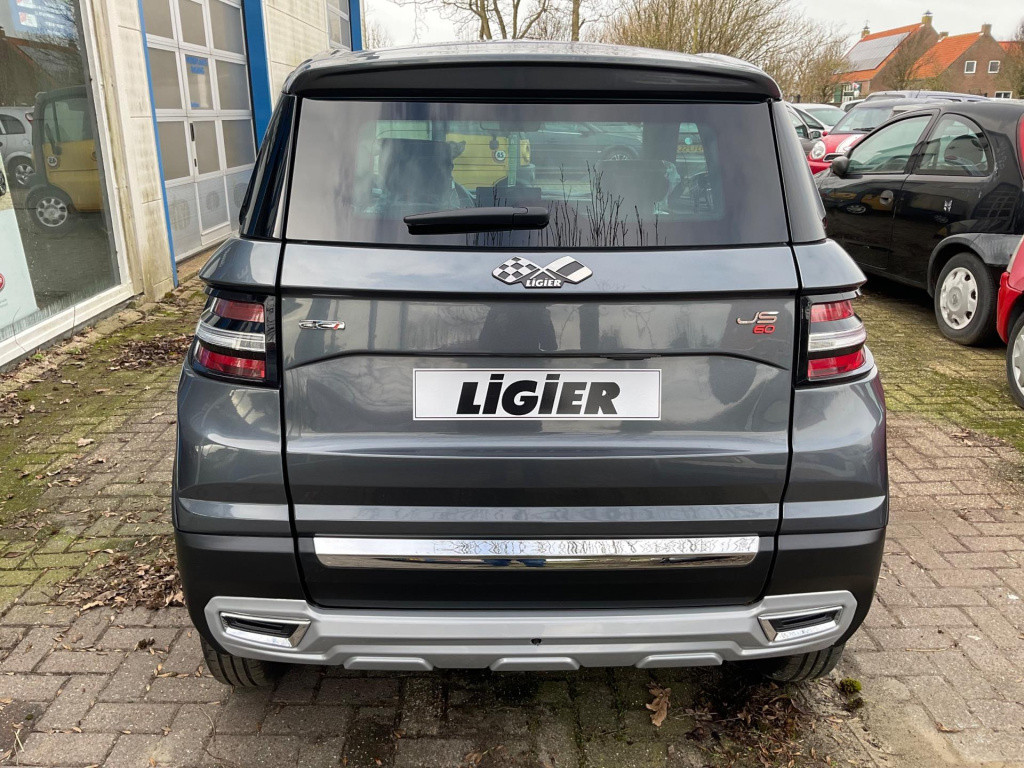 Ligier Js60 chic sun dci 492