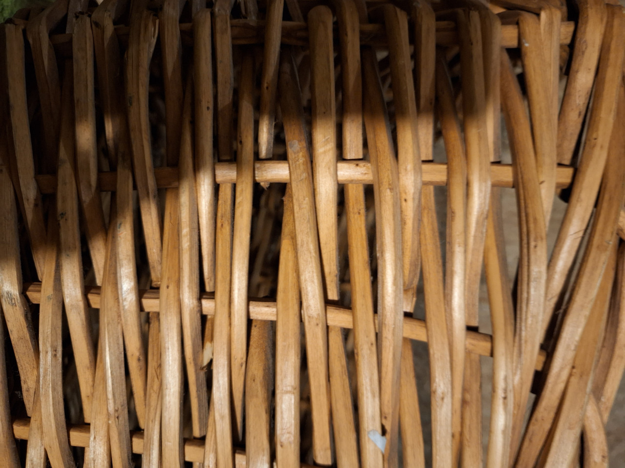 Decoratieve rotan mand