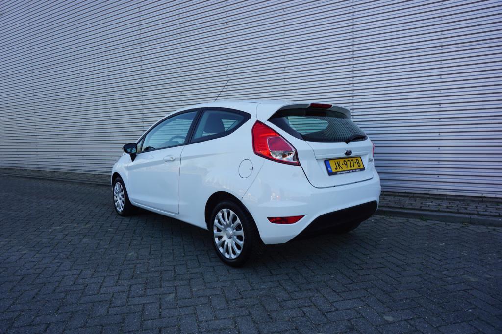 Ford Fiesta 1.0 style 1e eigenaar - airco / navi / cruise / elektr. ramen /
