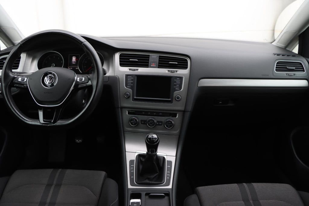 Volkswagen Golf variant 1.0 tsi business edition connected