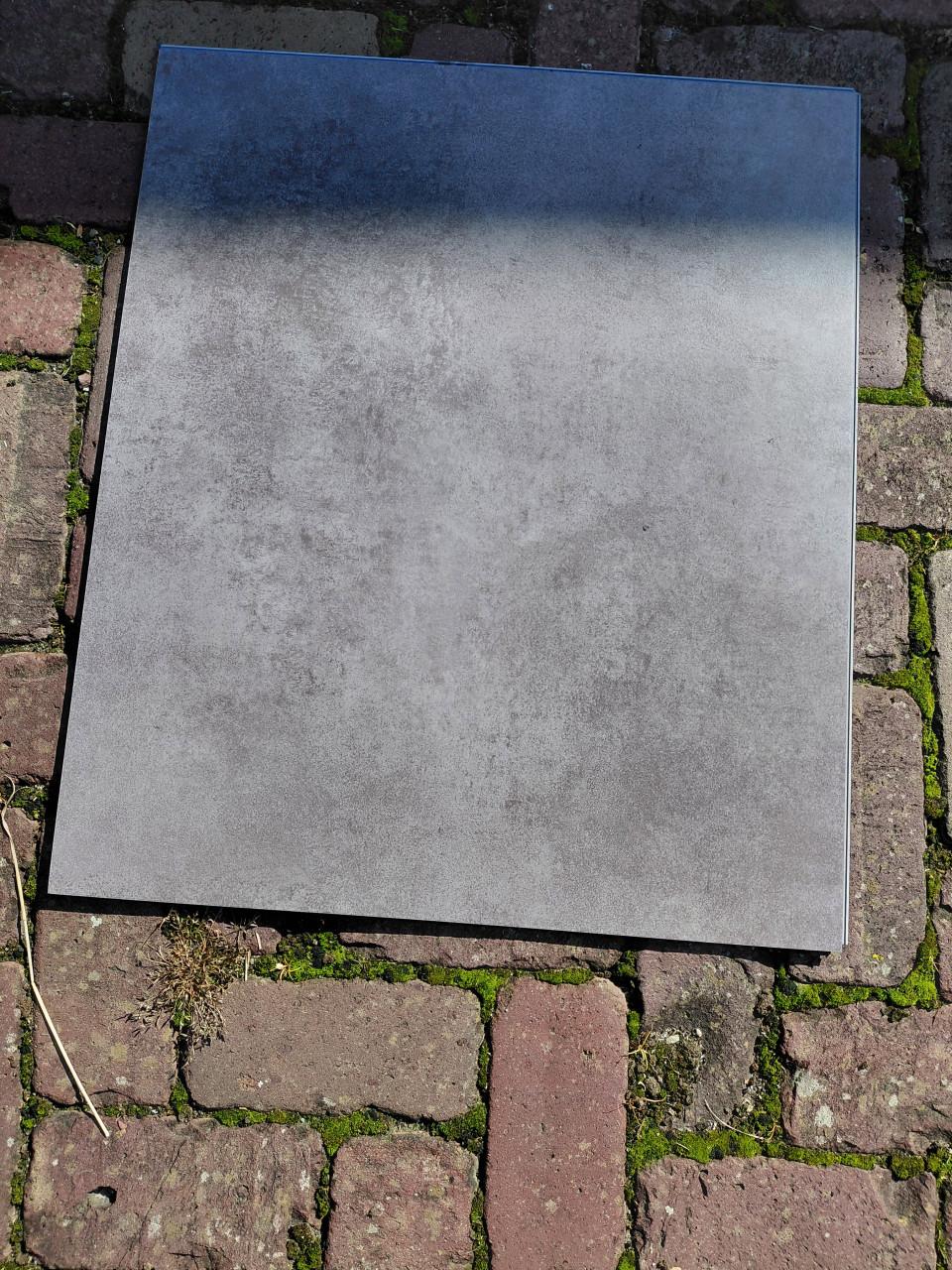 Click-PVC-tegels (1 zijde afgesneden) voor degene die er nog wat mee kan