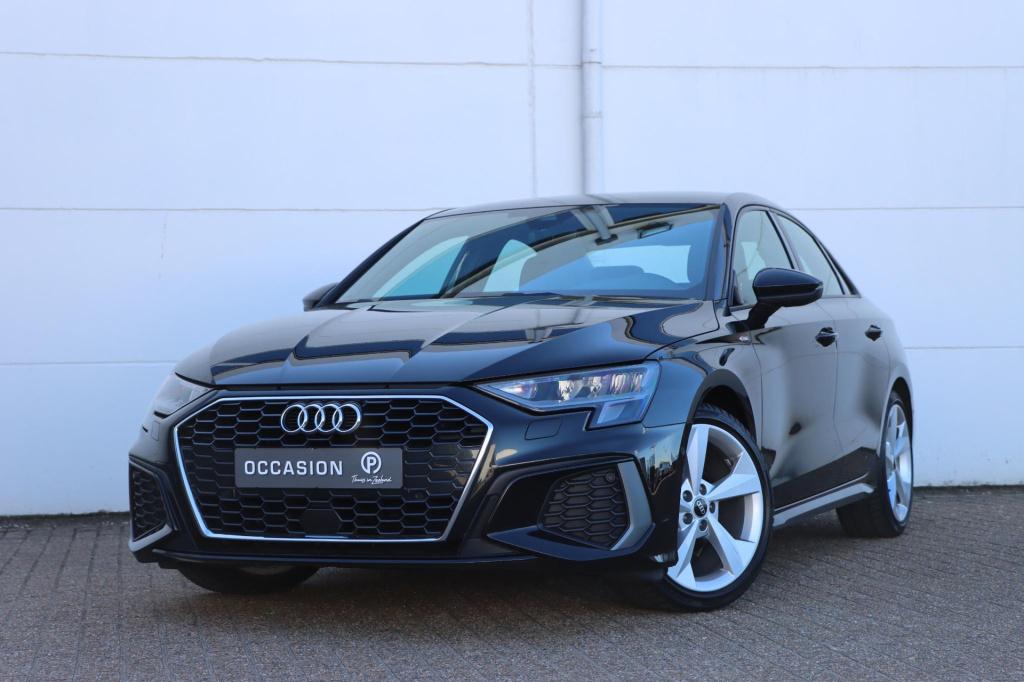 Audi A3 limousine 35 tfsi s-line edition 150pk s-tronic