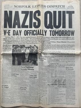 Krant “Norfolk Ledger-Dispatch” van 7 mei 1945, einde tweede wereldoorlog