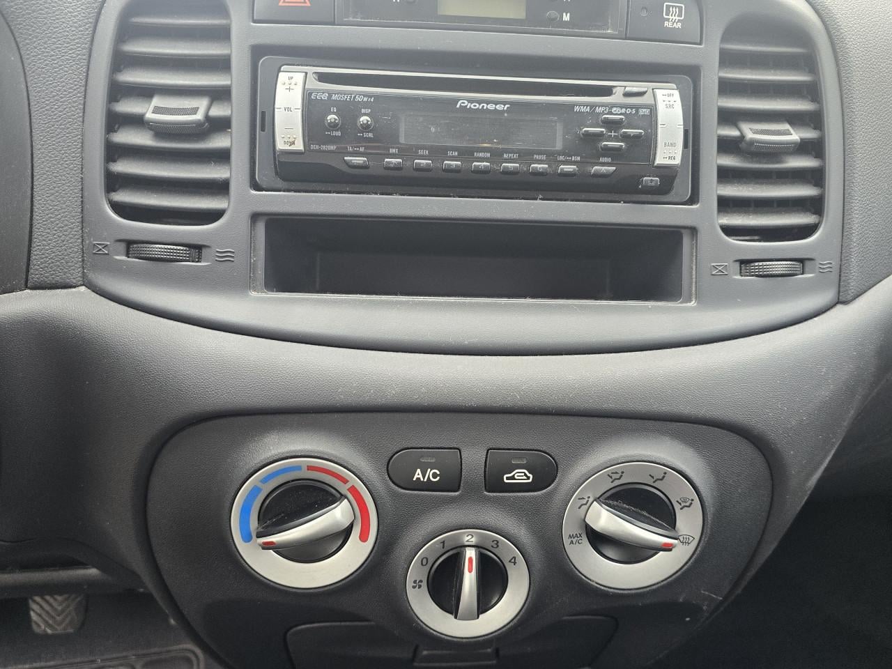 Hyundai Accent 1.4i Dynamic [12 maanden apk en een onderhoudsbeurt]