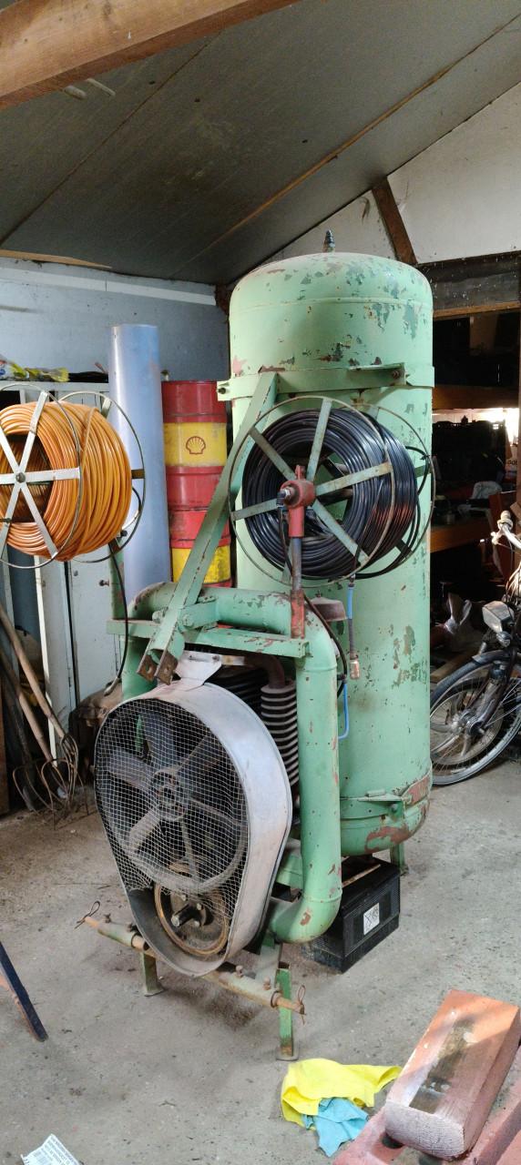 Luchtcompressor aftakas aangedreven