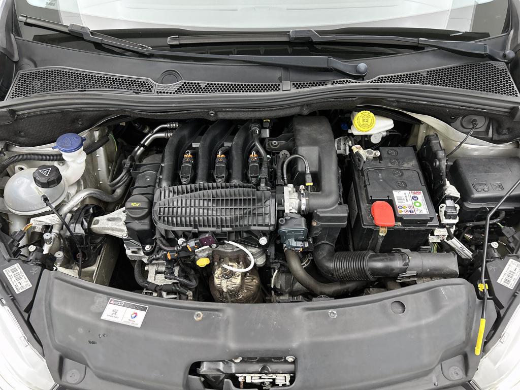 Peugeot 208 82 pk blue lion | rijklaar | trekhaak | airco