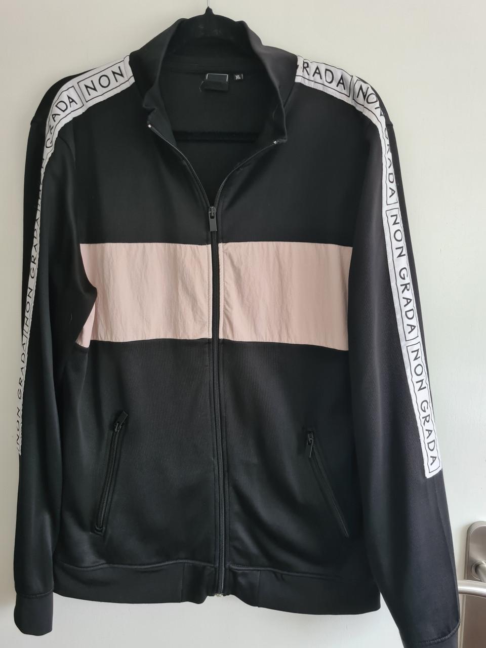 Zwart - ecru wit vest vsn van Non Grada Maat XL