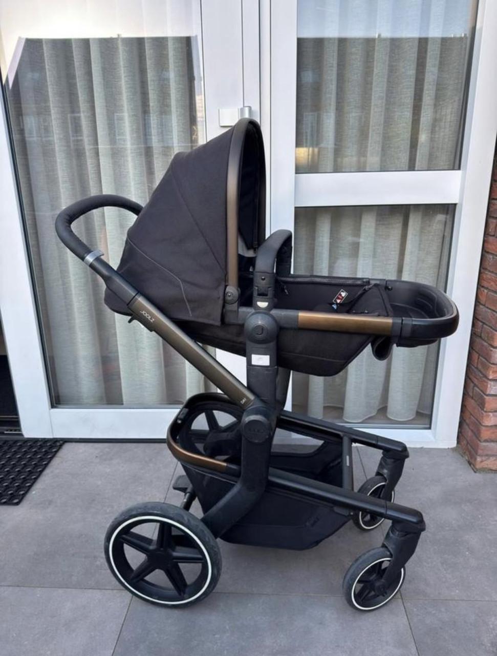 Perfecte Joolz Day+ Kinderwagenset. Kleur Brilliant Black.