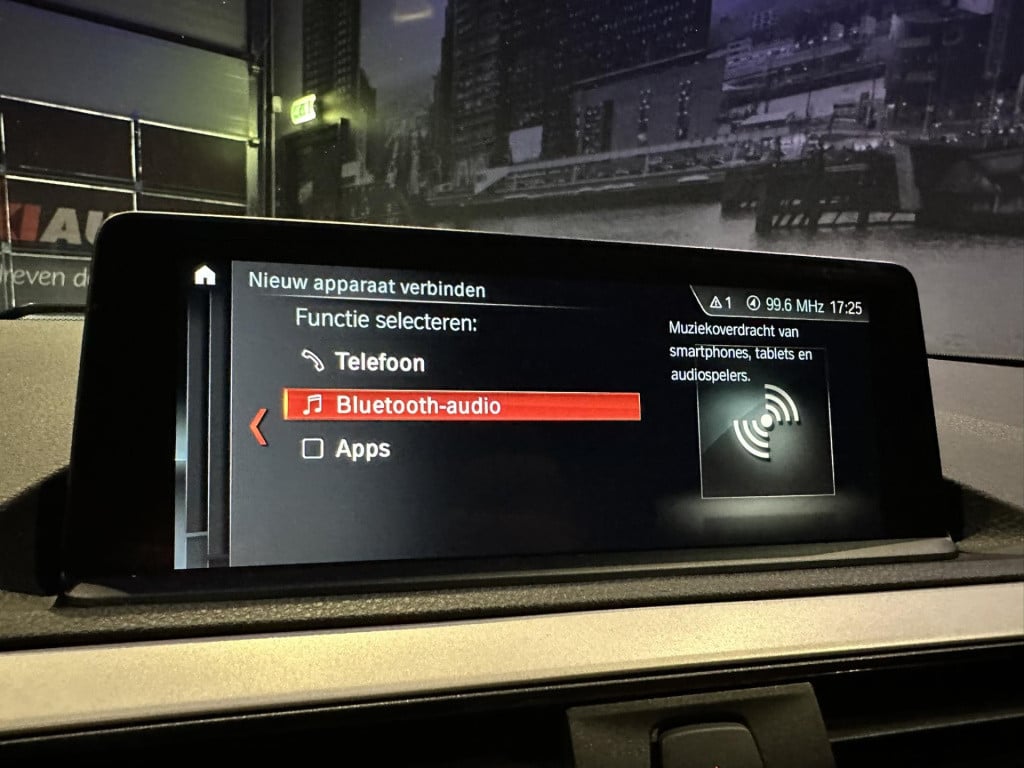 BMW 1 Serie 118i high executive *origineel nl*navi*clima*led*