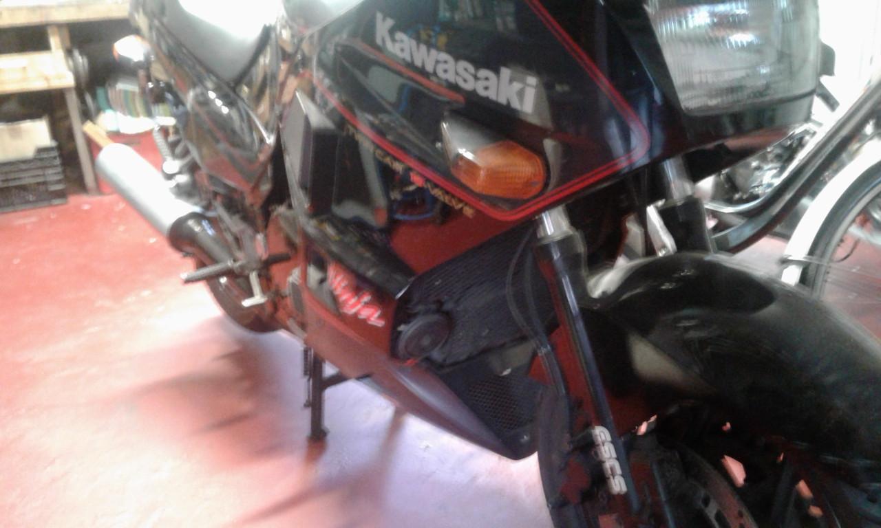 Kawasaki GPX 750 R Ninja