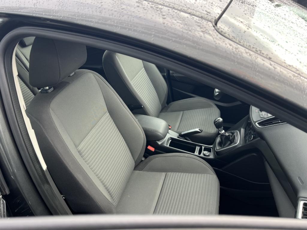 Ford C-max 1.0 ecoboost 125pk , titanium , trekhaak