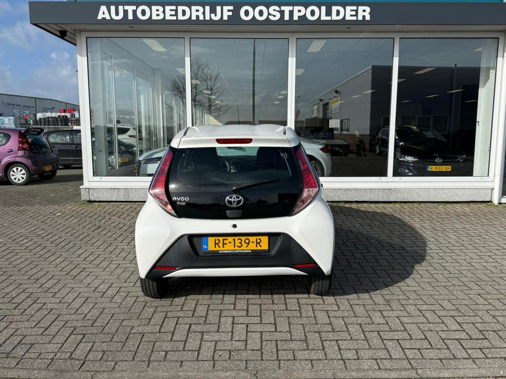 Toyota Aygo 1.0 vvt-i x-fun