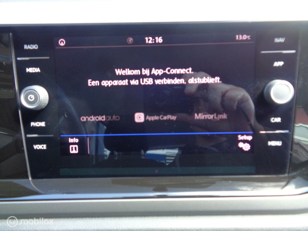 Volkswagen Polo 1.0 tsi beats/airco/pdc/carplay/17''lm velgen/led