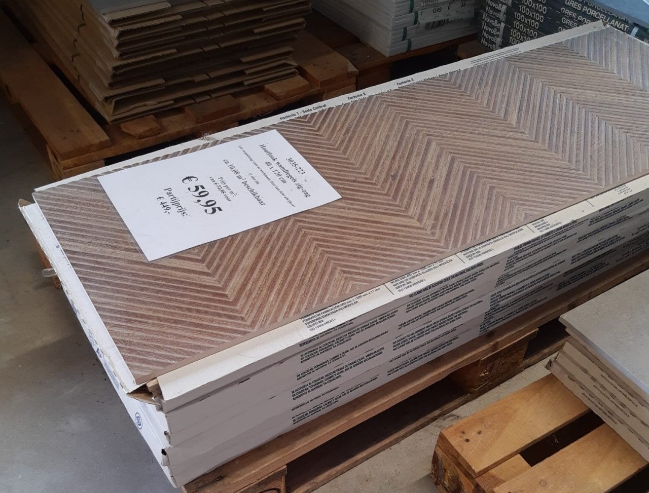 3035-223 ca 10 m² zig-zag houtlook tegels 40x120 van € 731,20 voor
