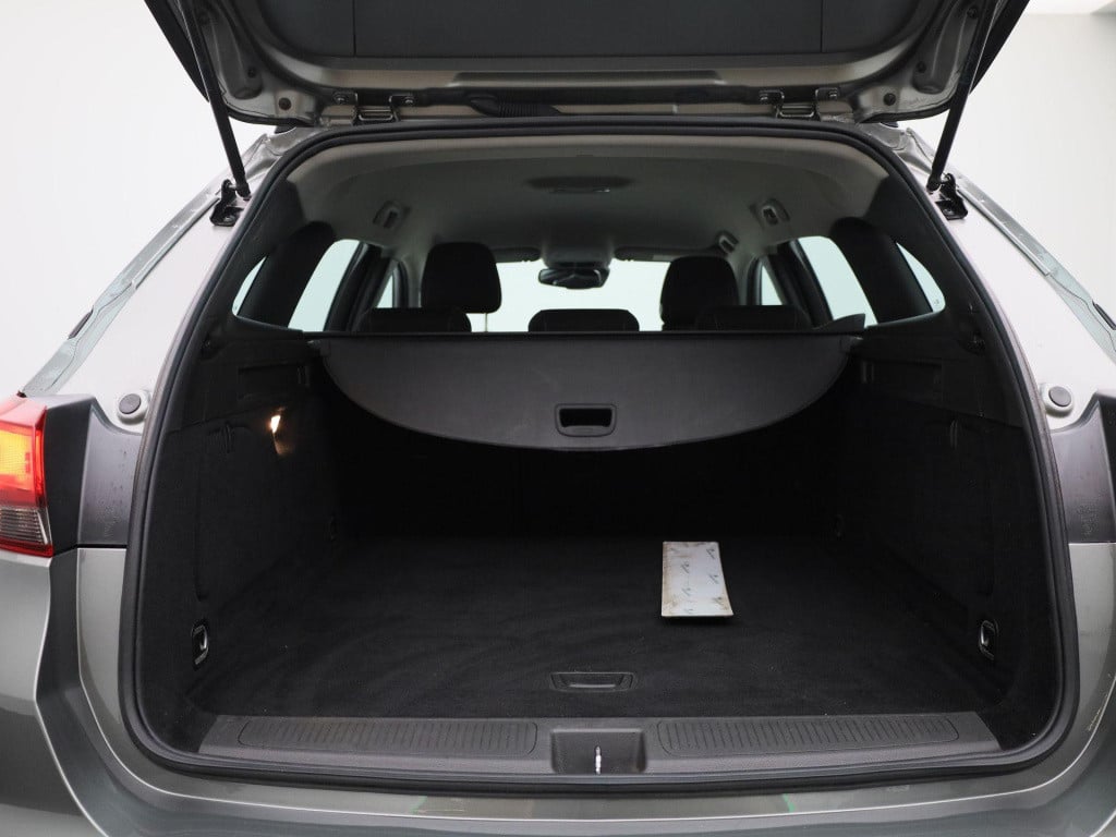 Opel Astra sports tourer 1.2 edition | parkeer sensoren | cruise control | 